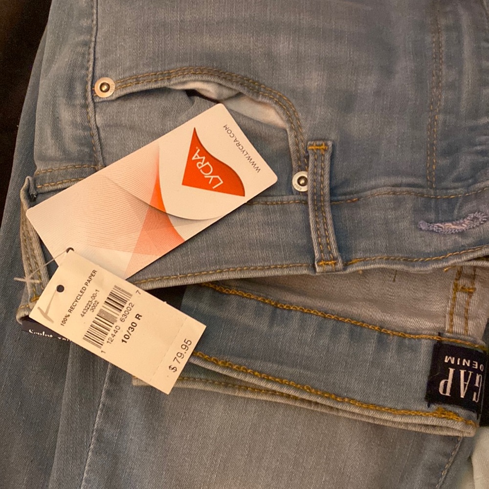 BRAND NEW GAP JEANS